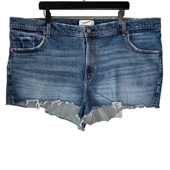 Abercrombie & Fitch The Mom Short High Rise Distressed Women's Plus Size 36 | 22 - Picture 1 of 14